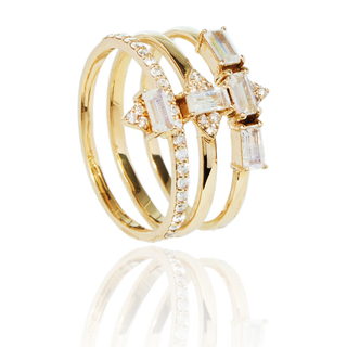 Iambe Moonstone Diamond Ring